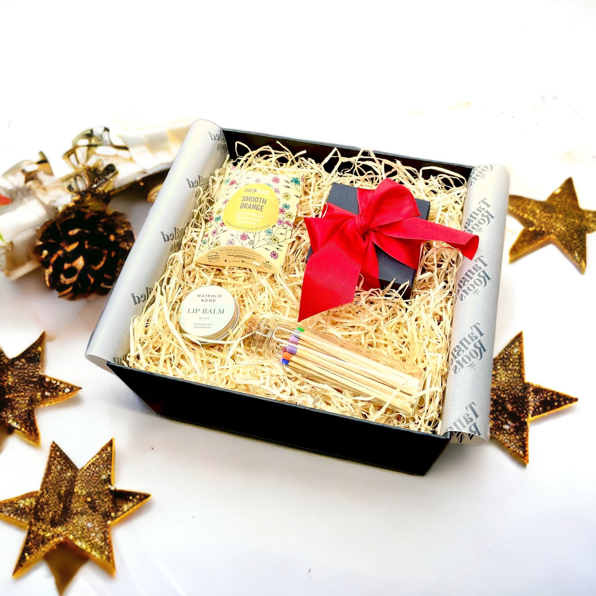 Christmas Candle Gift Hamper for Her - Tangledroots.shop