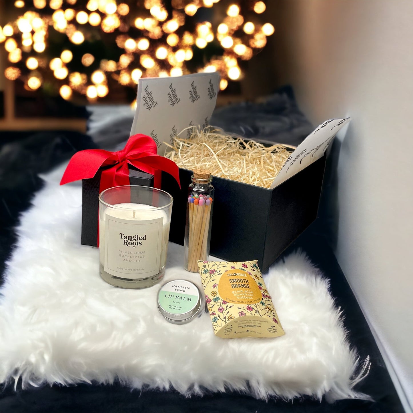 Tori Christmas Candle Gift Hamper for Her - Tangledroots.shop
